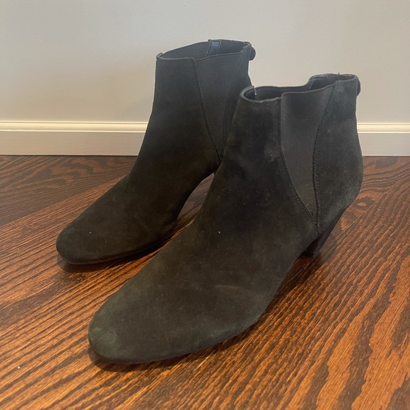 Sam Edelman black ankle booties - Picture 1 of 3